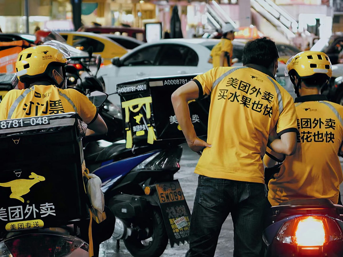 China's restaurants are starving while the delivery platforms feast. The Malaysian F&B operator should read the contagion timing carefully.